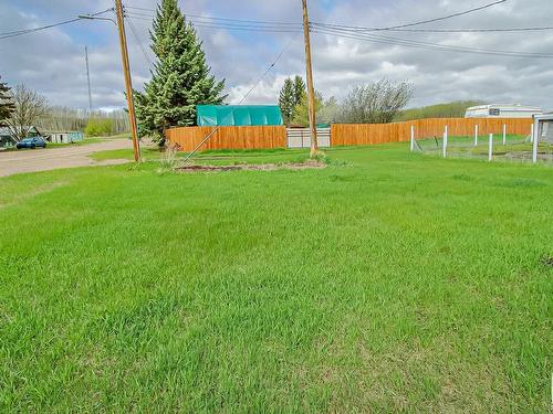 4410 50 Avenue, Myrnam, AB - Outdoor