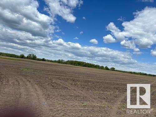 Rr 225 & Twpr 504 (Hwy 625), Rural Leduc County, AB 