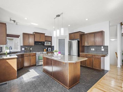 452 Crimson Dr, Sherwood Park, AB 