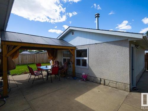 11628 150 Av Nw, Edmonton, AB 