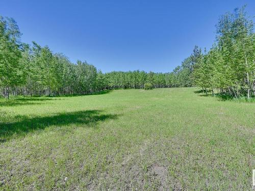 22530 Lamoureux Dr, Rural Sturgeon County, AB 