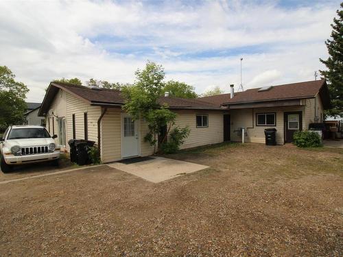 5109 47 St, Barrhead, AB 