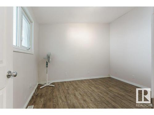 11022 159 St Nw, Edmonton, AB 