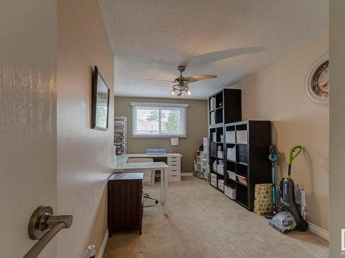 13077 34 St Nw, Edmonton, AB 