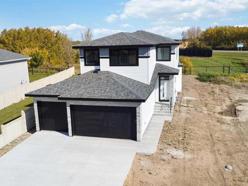 76 Maple Cr, Gibbons, AB 