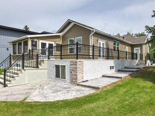 19 Rizzie Beach, Rural Parkland County, AB 