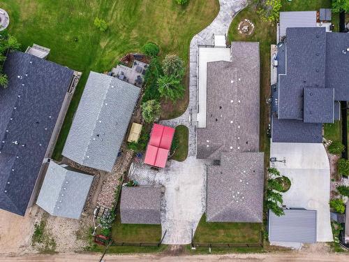 19 Rizzie Beach, Rural Parkland County, AB 