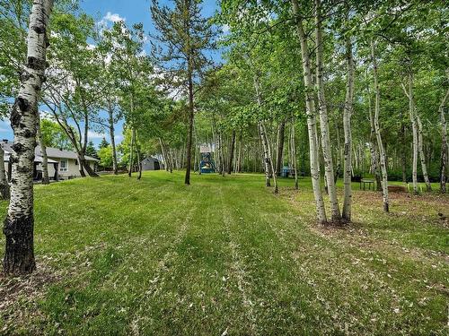 16 Gibbonslea Drive, Rural Sturgeon County, AB 