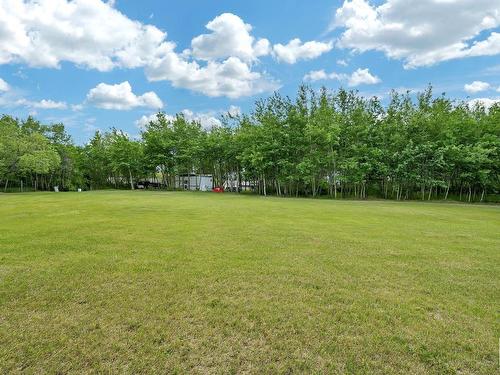 16 Gibbonslea Drive, Rural Sturgeon County, AB 