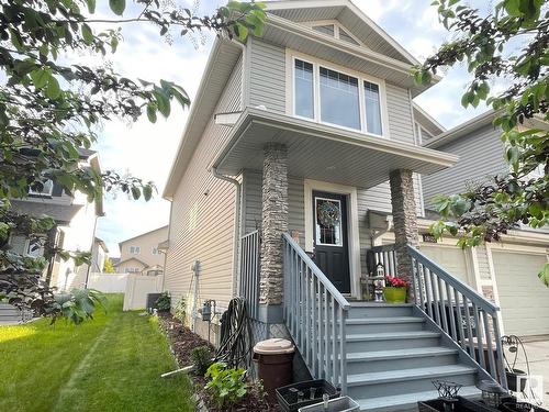 16822 52 St Nw, Edmonton, AB 