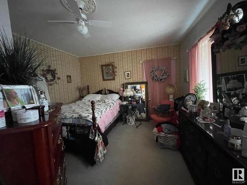 5012 51 Avenue, Cold Lake, AB - Indoor Photo Showing Bedroom