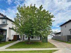 14843 141 ST NW NW  Edmonton, AB T6V 0A6