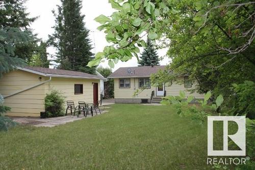 5010 55 Av, Elk Point, AB 