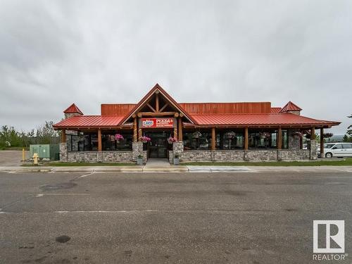 414 Carmichael Ln, Hinton, AB 