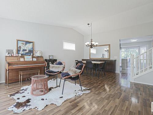 19040 71 Av Nw, Edmonton, AB 