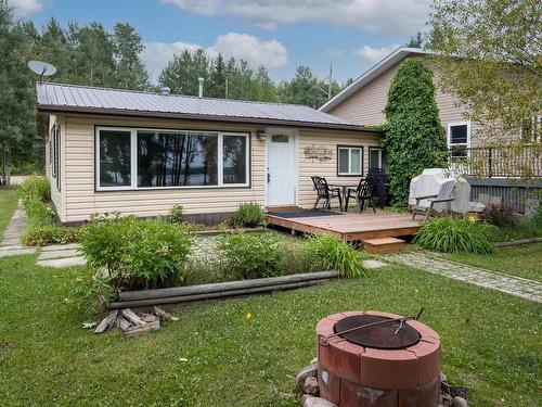 202 Oscar Wikstrom Dr, Rural Lac Ste. Anne County, AB 