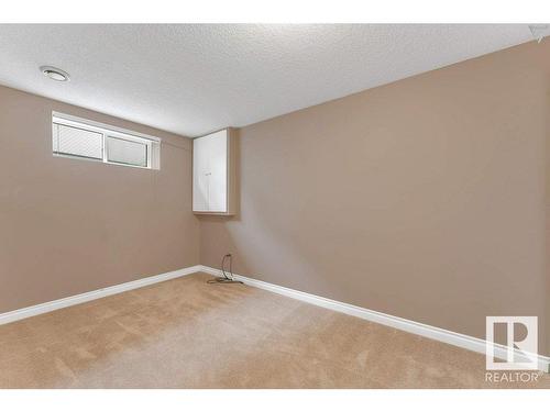 2316 Kaasa Rd E Nw, Edmonton, AB 