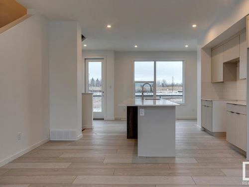 14 5 Rondeau Drive, St. Albert, AB - Indoor Photo Showing Kitchen