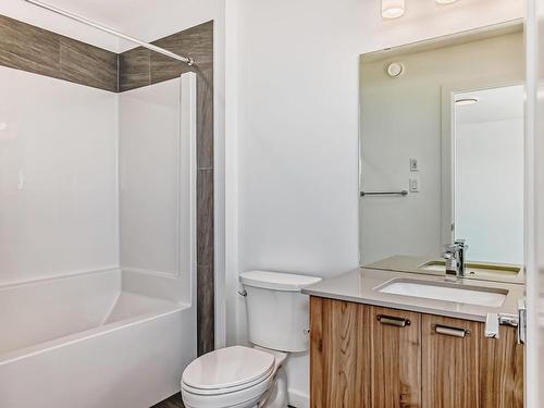 2 5 Rondeau Drive, St. Albert, AB - Indoor Photo Showing Bathroom