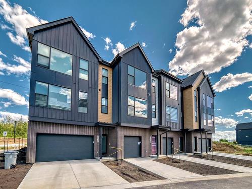 2 5 Rondeau Drive, St. Albert, AB - Outdoor With Facade