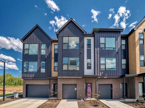 2 5 Rondeau Drive, St. Albert, AB - Outdoor With Facade