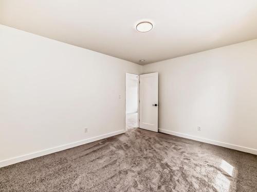 1512 Ainslie Place, Edmonton, AB - Indoor Photo Showing Other Room