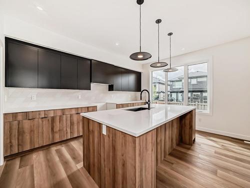 1512 Ainslie Place, Edmonton, AB - Indoor Photo Showing Kitchen