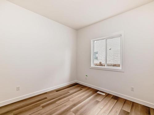 1512 Ainslie Place, Edmonton, AB - Indoor Photo Showing Other Room