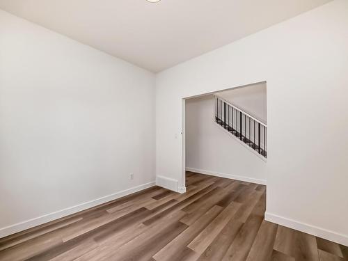 1512 Ainslie Place, Edmonton, AB - Indoor Photo Showing Other Room