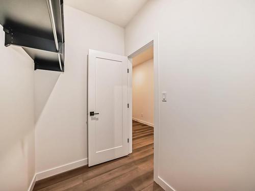 1512 Ainslie Place, Edmonton, AB - Indoor Photo Showing Other Room