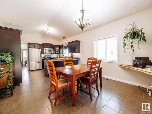 739 Lakeside Dr, Rural Parkland County, AB 