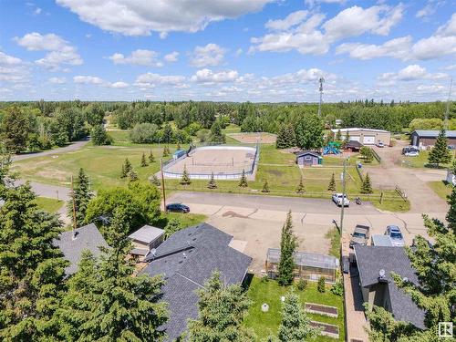 739 Lakeside Dr, Rural Parkland County, AB 