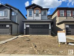 1320 13 AVE NW NW  Edmonton, AB T6T 1J1