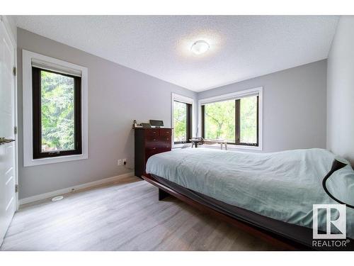 11606 89 Avenue Nw, Edmonton, AB - Indoor Photo Showing Bedroom