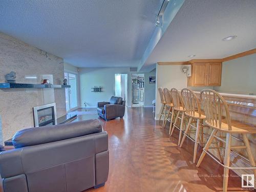 10508 102 Av, Fort Saskatchewan, AB 