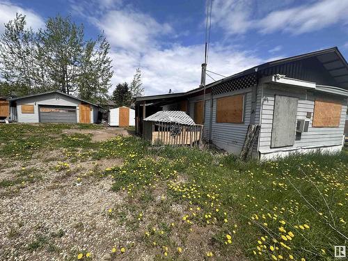 4826 48 Av, Lodgepole, AB 