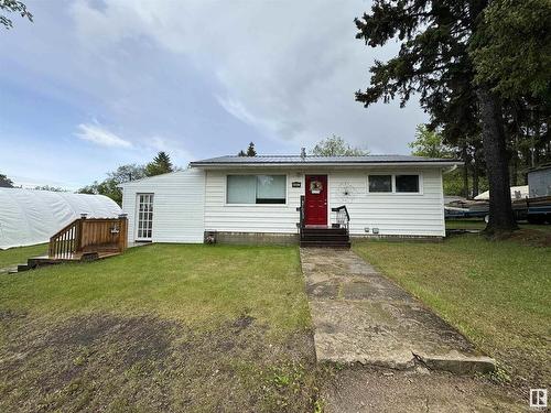 4807 51 St, Innisfree, AB 