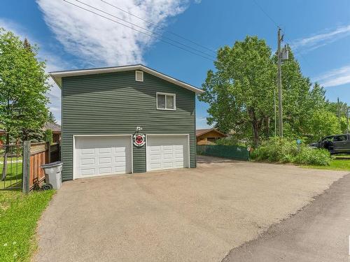 531 Poplar Bay, Rural Wetaskiwin County, AB 