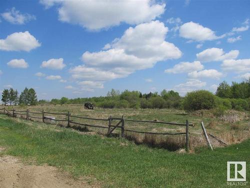 Rr 204 Hwy 661, Rural Thorhild County, AB 