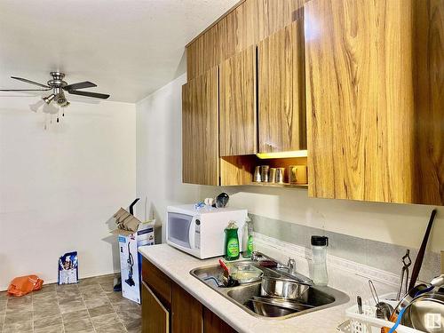 75 11255 31 Avenue, Edmonton, AB - Indoor Photo Showing Kitchen