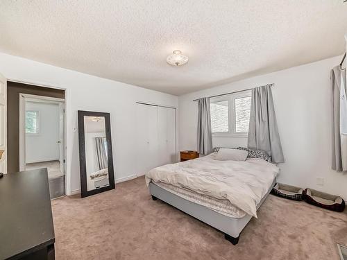 2516 35 St Nw Nw, Edmonton, AB 