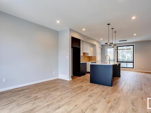 43 1304 Rutherford Road, Edmonton, AB - Indoor Photo Showing Kitchen With Upgraded Kitchen