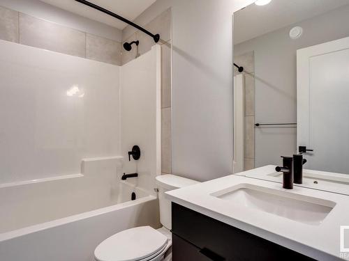 43 1304 Rutherford Road, Edmonton, AB - Indoor Photo Showing Bathroom