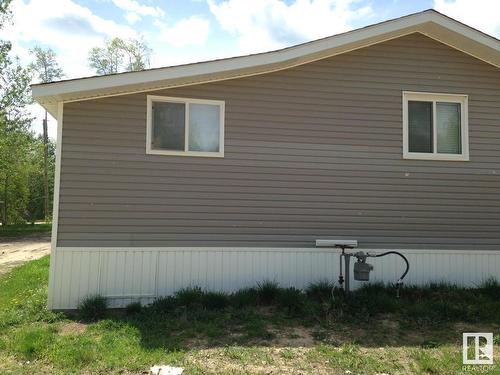 174 Pine Ln, Conklin, AB 