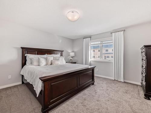 2066 Redtail Cm Nw, Edmonton, AB 