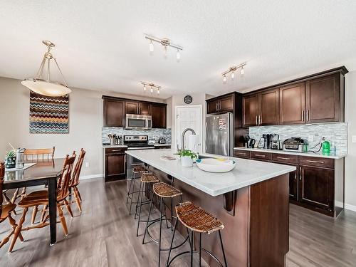 2885 Maple Way Nw Nw, Edmonton, AB 