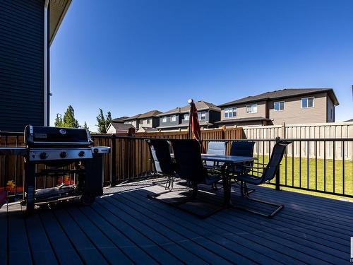 8030 222A St Nw, Edmonton, AB 