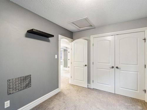 237 Ambleside Drive Sw, Edmonton, AB - Indoor Photo Showing Other Room