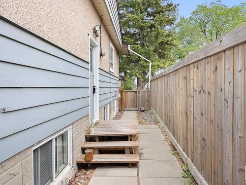 11112/11116 116 St Nw Nw, Edmonton, AB 