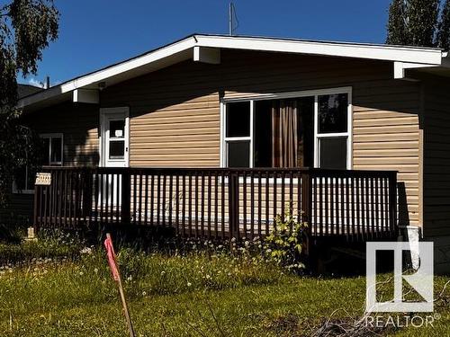 5010 54 St, Barrhead, AB 